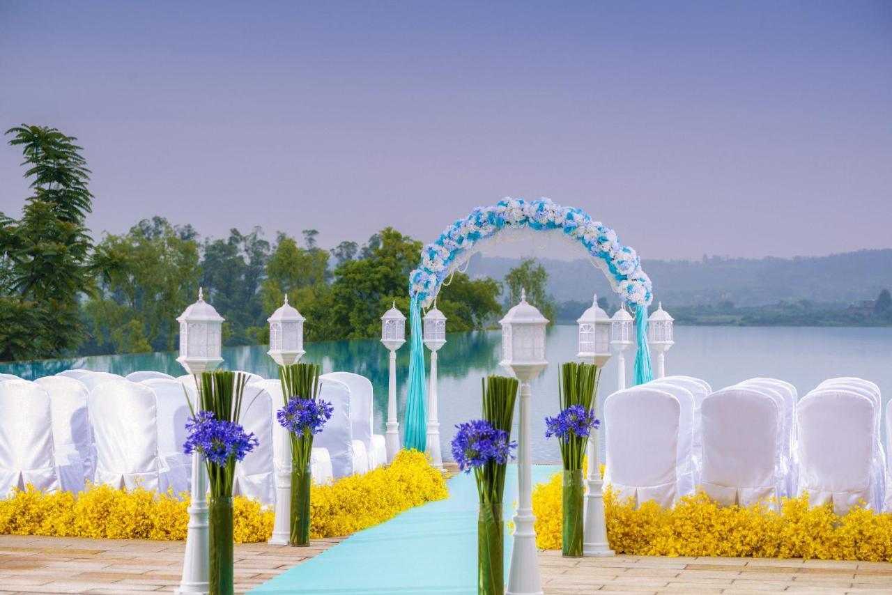 Intercontinental Heilong Lake, An Ihg Hotel Meishan  Екстер'єр фото